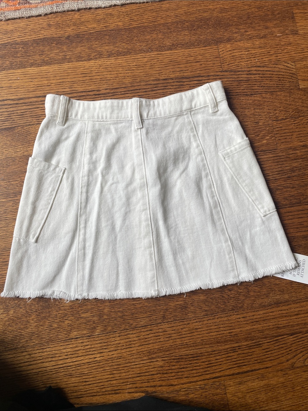 HYFVE White Button-Front Mini Skirt with Patch Pockets - Picture 6 of 10
